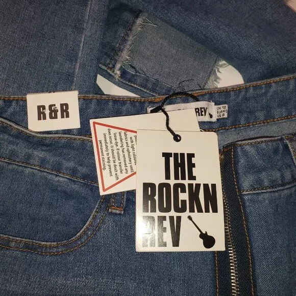 The Rockn Rev Jeans Women's Size 8 Step Hem Straight Leg Distressed Jeans NWT - Picture 15 of 15